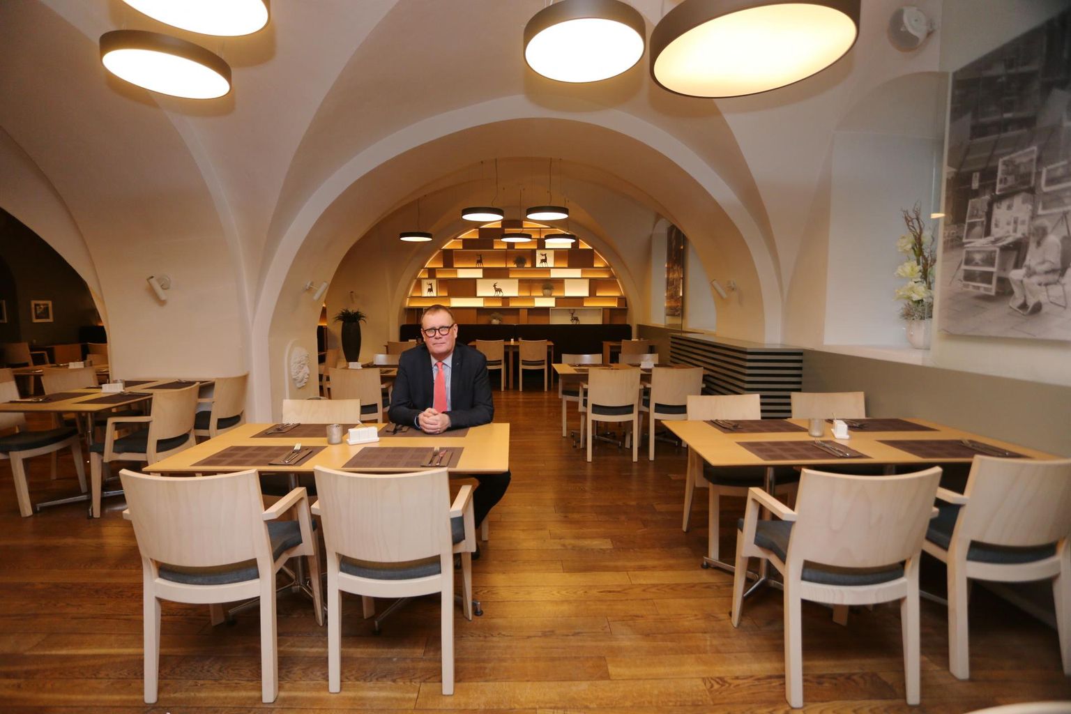 Mitme hotelli juhi Verni Loodmaa sõnul on restoran Polpo aastalõpu õhtusöögile kõik lubatud kohad ära müüdud, ent hotellides tavapärast täituvust pole.