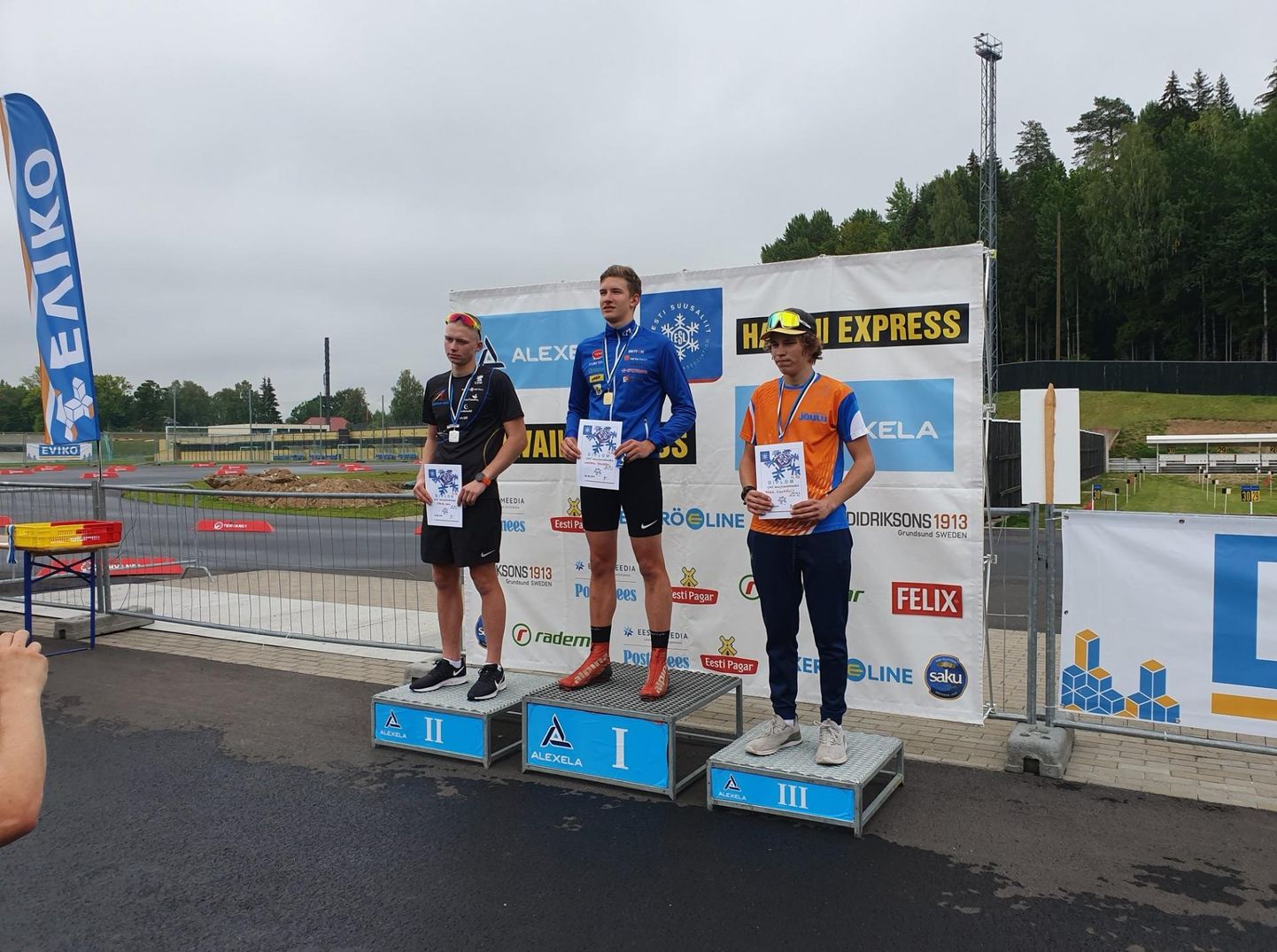 Päär Suursild võitis Otepääl toimunud Eesti rullsuusatamise meistrivõistlustel 15 kilomeetri distantsil klassikatehnika eraldistardis M18 arvestuses pronksmedali.