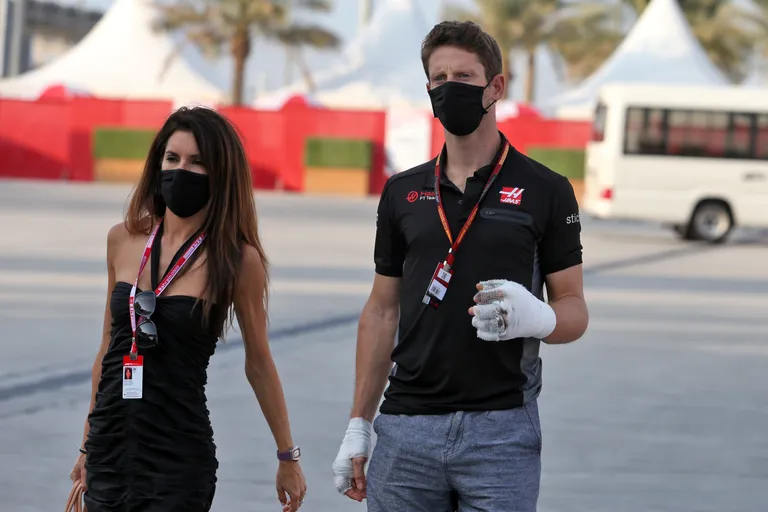 Romain Grosjean koos abikaasa Marion Grosjeaniga detsembris 2020. 