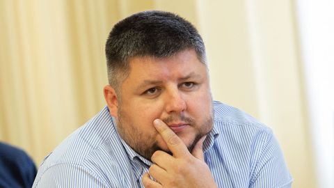 ÜKS KÜSIMUS ⟩ Kuidas lahendada kaevuluukide tekitatava müra probleemi?