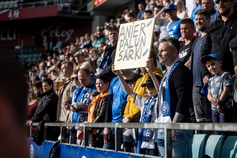 Üks noor fänn soovis Eesti teise värava löönud Henri Anieri särki. Ja ta sai selle!