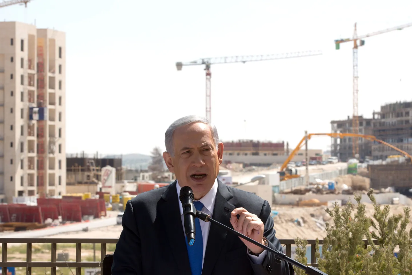 Tänase sõjaka kõne pidas Netanyahu Har Homa asunduses toimuvate ehitustööde ees.
