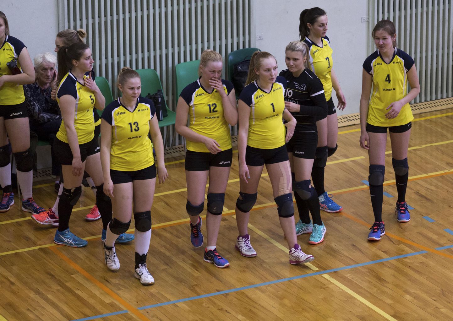 Mullu võitis võrkpalliturniiri Viljandi spordikooli naiskond.