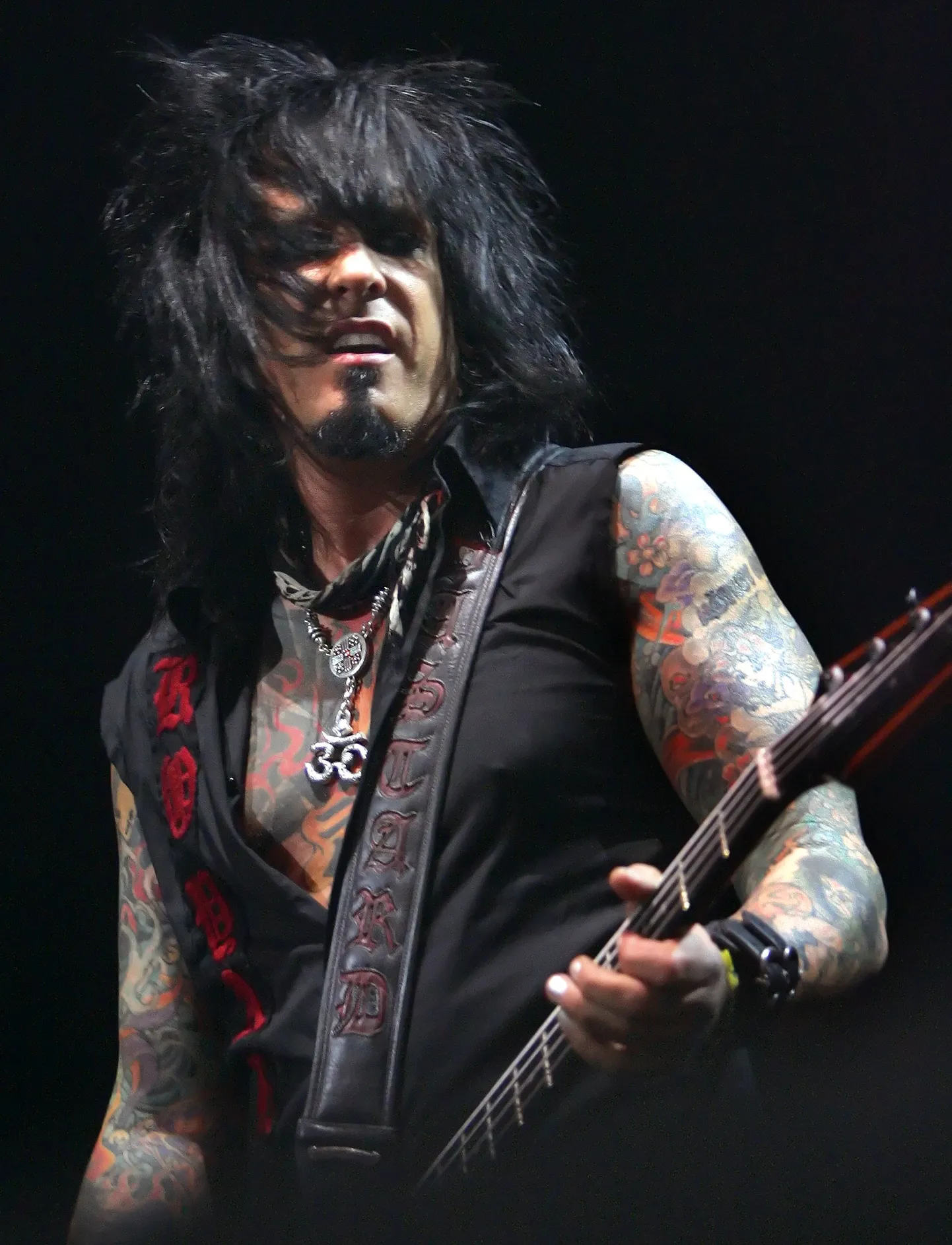 Basskitarrist Nikki Sixx ansamblist Mötley Crüe.