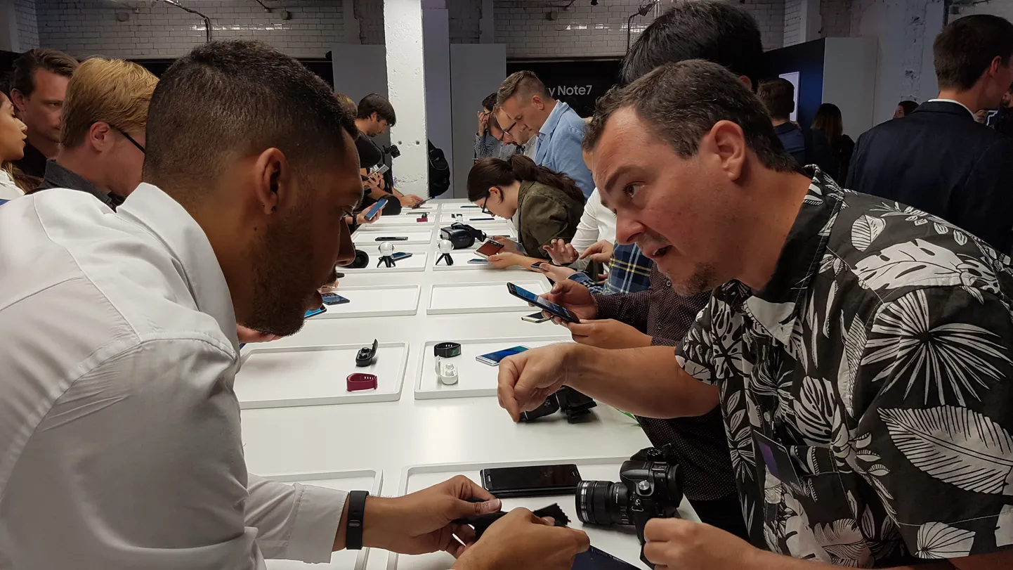 Samsung esitles Londonis uut telefoni Galaxy Note 7
