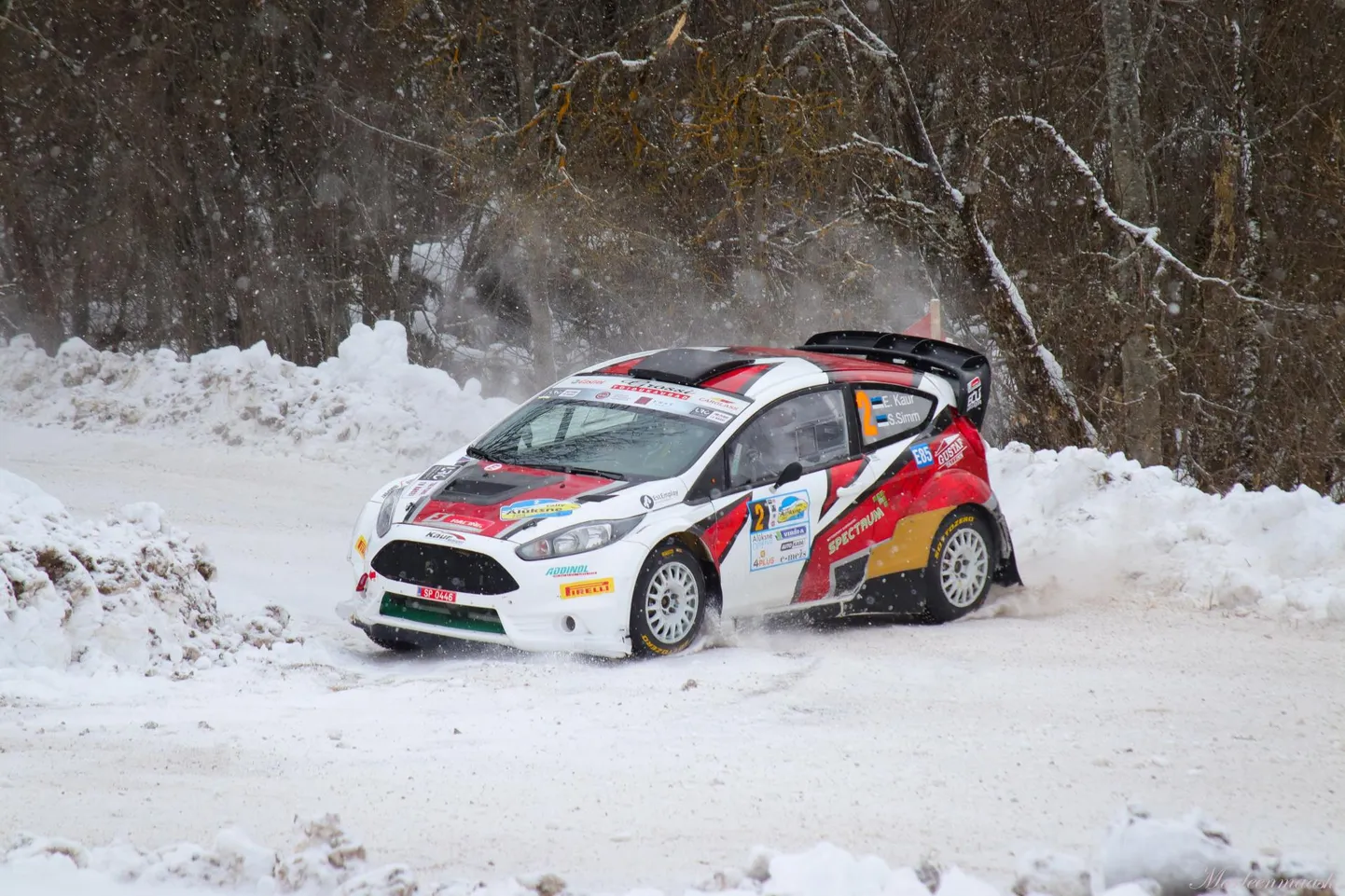 Pärnakad Egon Kaur ja Silver Simm ei jõudnud rallimasinaga sel korral finišisse.