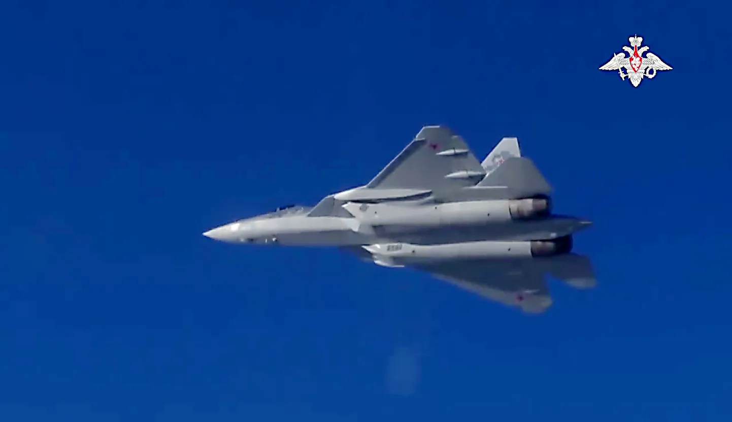 Su-57.