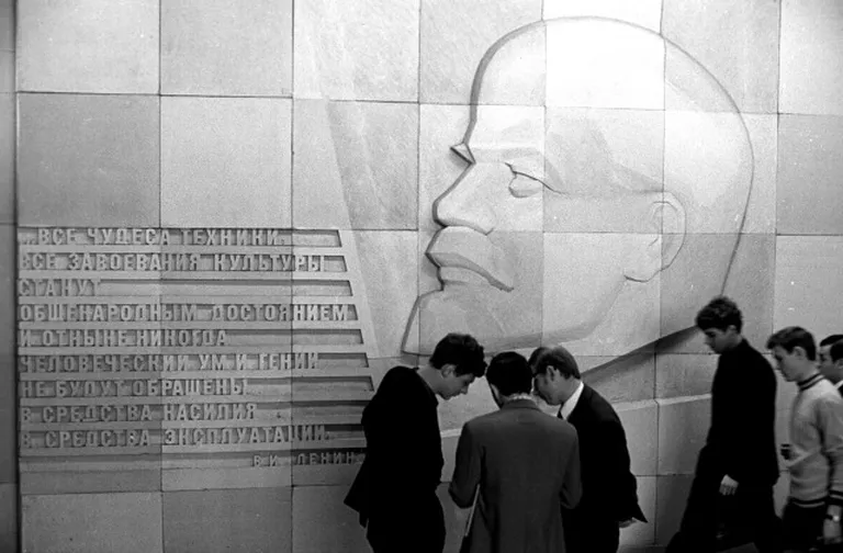 Студенты столичных ВУЗов - резерв социалистическог строительства