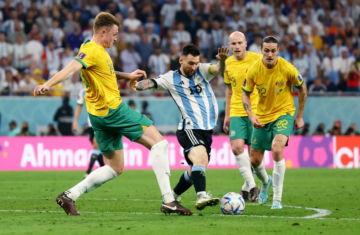 Austraalia pusis, aga Argentinat ja Lionel Messit (palliga) päris pidama ei saadud.