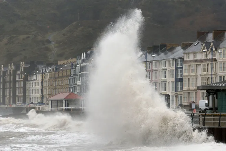 Tormilained täna Wales'is. Foto: Scanpix
