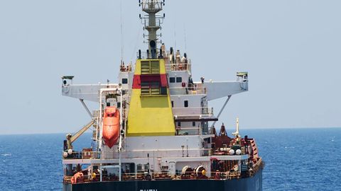 India merevägi vallutas piraatidelt tagasi kaubalaeva MV Ruen