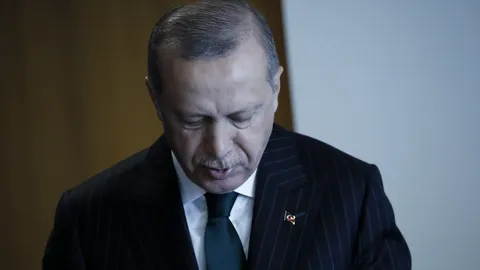 Эрдоган отменил свои запланированные поездки и полетит в Берлин на матч Турции и Нидерландов