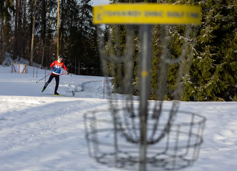 Murdmaasuusatamise treening Tehvandi suusarajal.