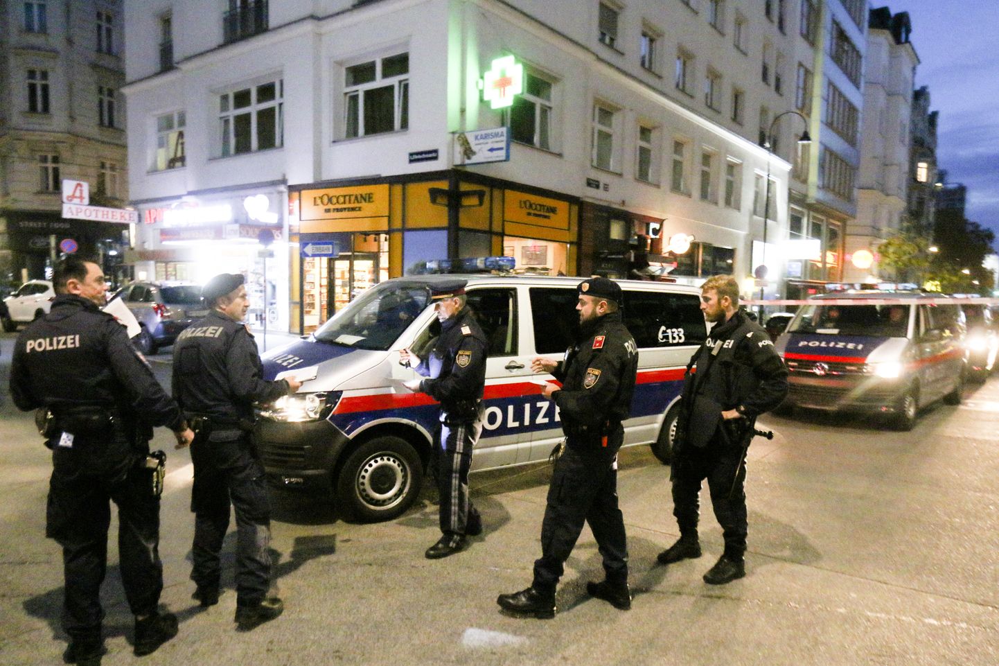 Austria politsei Viini kesklinnas 2. novembri õhtul pärast kuues paigas aset leidnud tulistamist