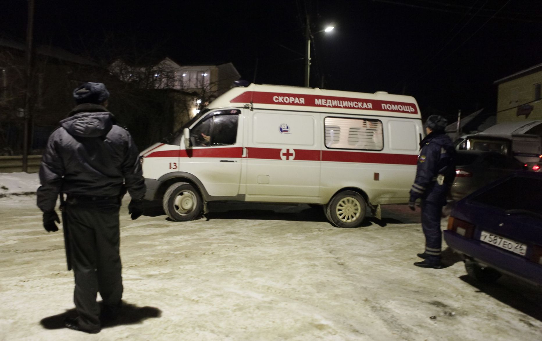 Kiirabiauto Stavropolis maja juures, kust leiti kaheksa tapetut.