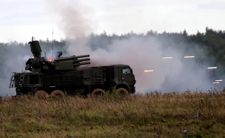 Selline näeb välja Pantsir-S1 õhutõrjesüsteem.