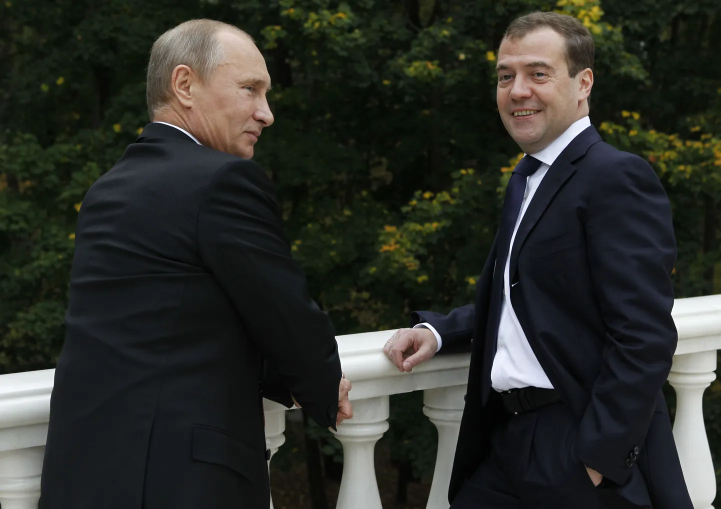 Vene president Vladimir Putin (vasakul) ja peaminister Dmitri Medvedev septembris Novo-Ogarjovo residentsis.