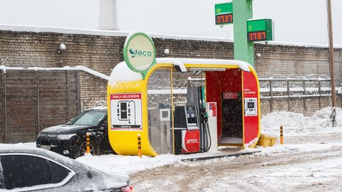 Tallinna tankla bensiinimahutisse sattus vesi, mis rikkus autode toitesüsteeme