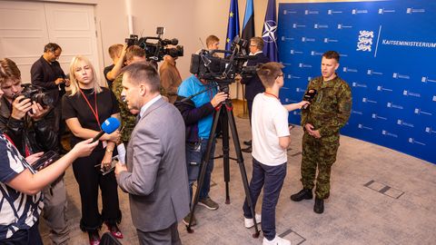 ANALÜÜS ⟩ Kaitseministeeriumi tulekustutus raamatupidamises kestab veel aastaid