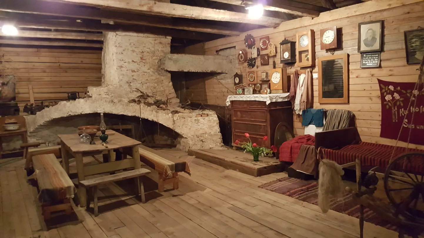 Muuseumiöö Järvamaal A. H. Tammsaare muuseumis ja Aravete külamuuseumis