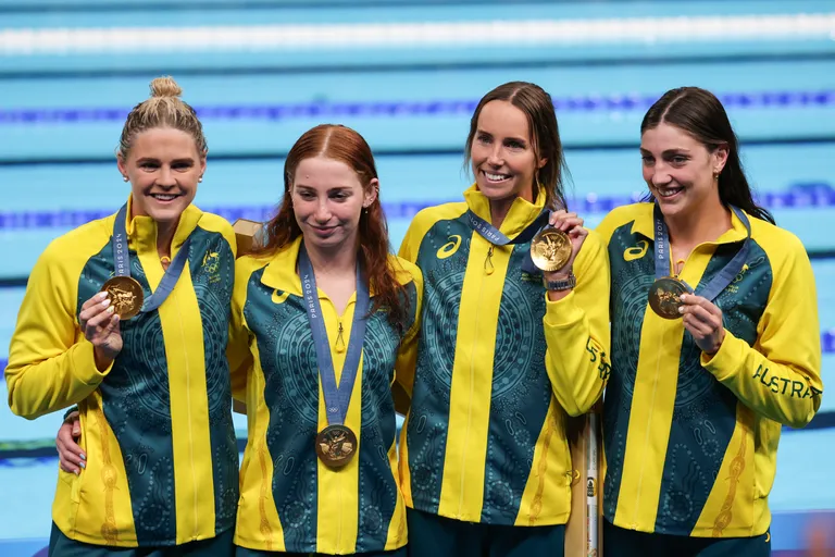 Austraalia krooniti naiste 4 x 100 m vabalt teateujumises olümpiavõitjaks.