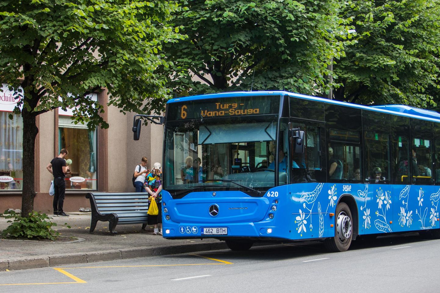 Maanteeamet kinnitas Pärnumaa bussiliinide piletihinnad.