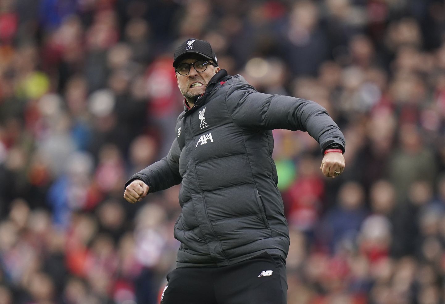 Liverpooli peatreener Jürgen Klopp väravat tähistamas.