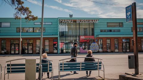 Politsei otsib Pärnu bussijaama juures puhkenud tüli pealtnägijaid