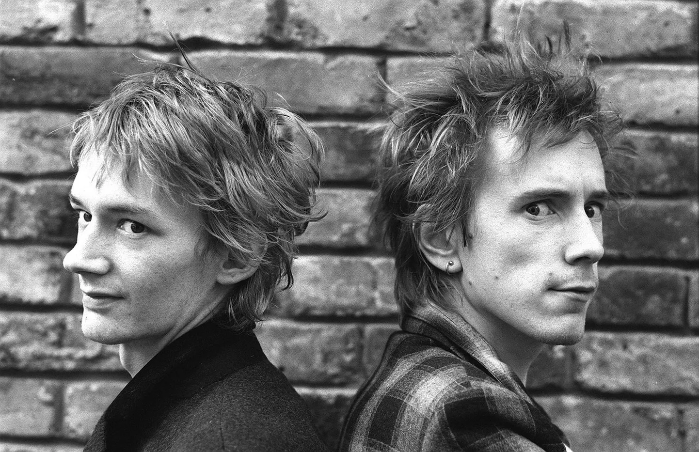 Keith Levene (vasakul) koos John Lydoniga 1981. aastal.