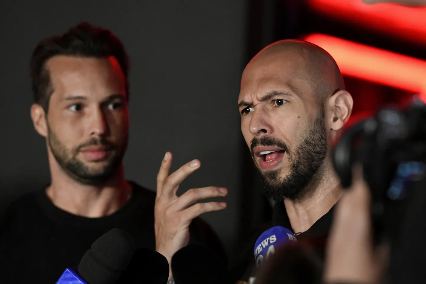 Tristan ja Andrew Tate Bukaresti lähedal möödunud laupäeval.