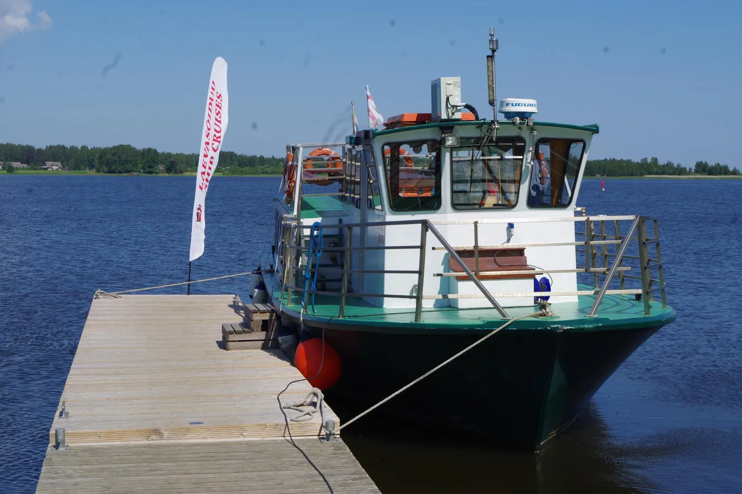 Peipsi järv ja selle lähiümbrus ootavad avsatamist. FOTO: Arved Breidaks