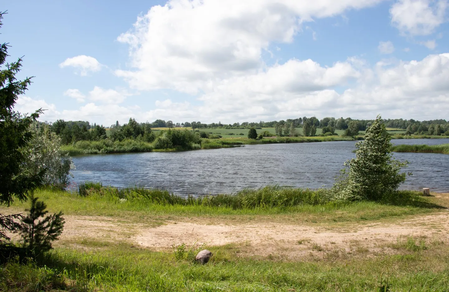 Ka Raudna tehisjärv ei ole enam riikliku looduskaitse all.