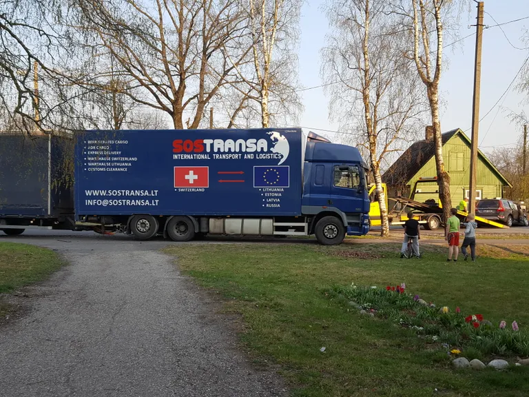 Liiklusõnnetus Pärnus Rõugu ja ja Uus-Sauga tänava ristmikul.