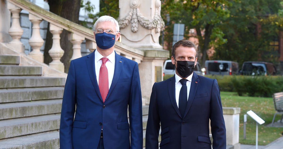 Francijas prezidenta Makrona vizīte Latvijā noslēgusies ...