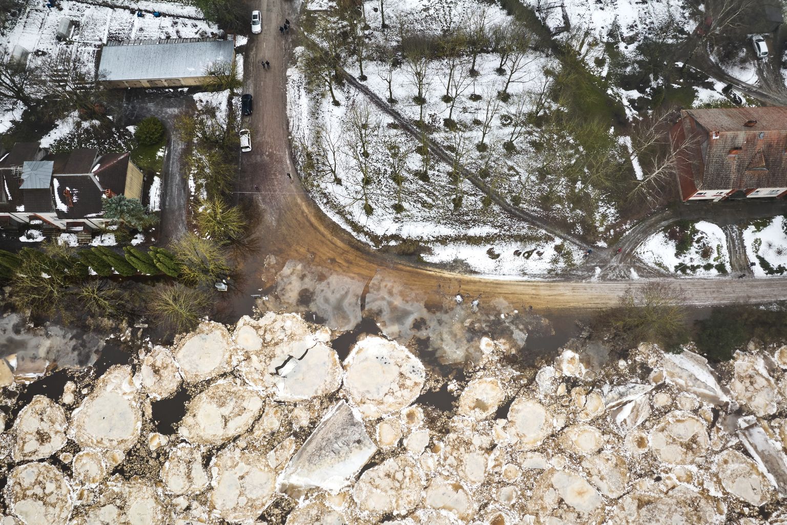 Lielā daļā Jēkabpils uz vairākām dienām pārtrūkuši LMT nodrošinātie sakari