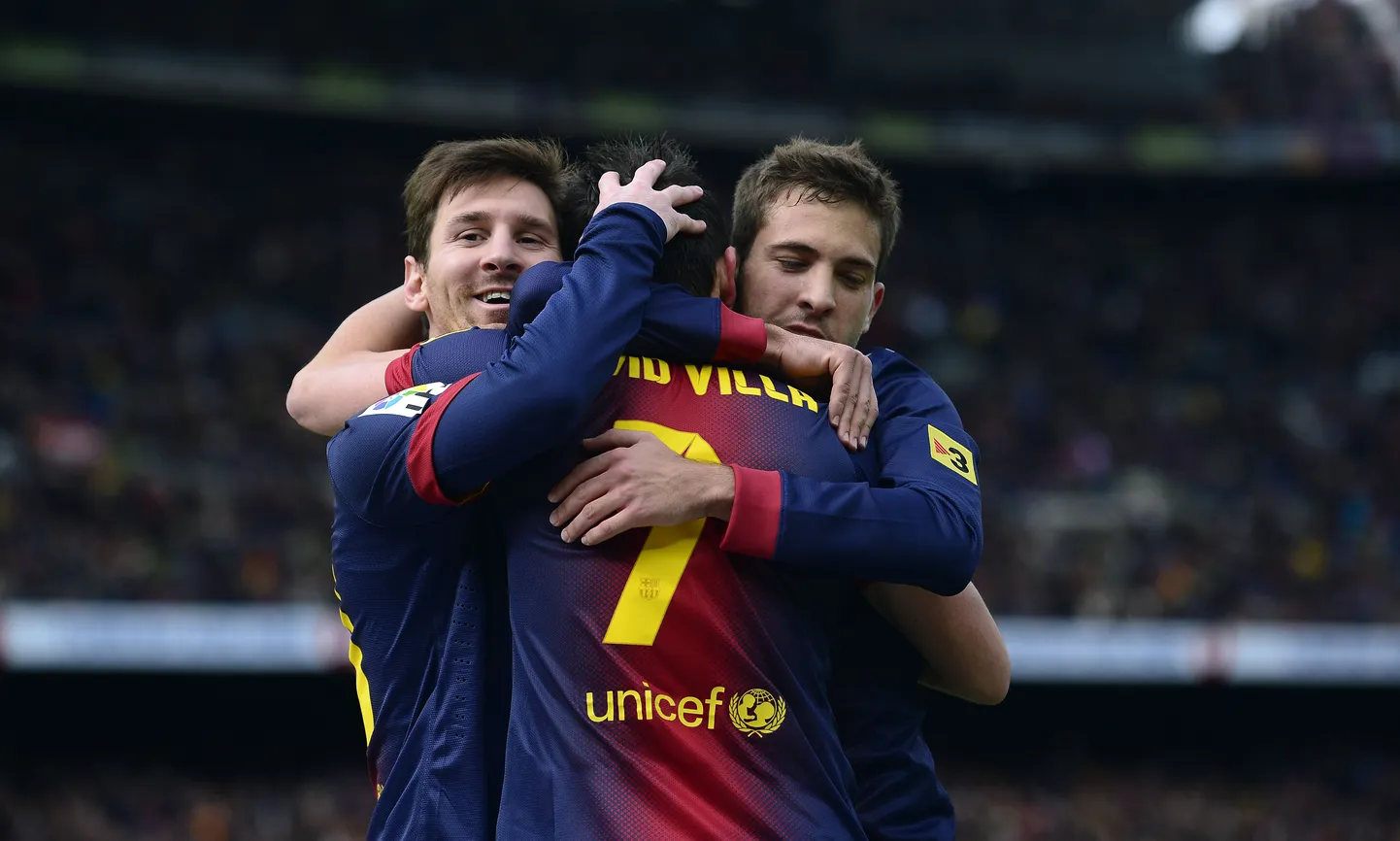 FC Barcelona mängijad väravat tähistamas.