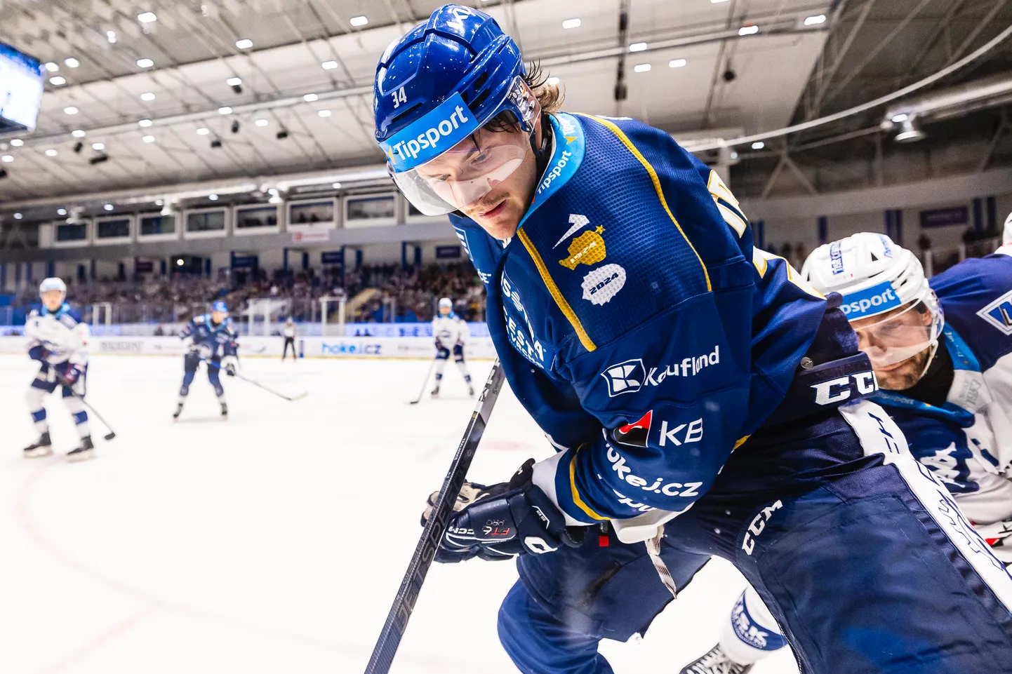 Latvijas hokeja uzbrucējs Eduards Tralmaks