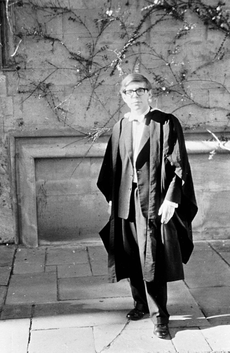 Stephen Hawking Oxfordi ülikooli lõpetamisel