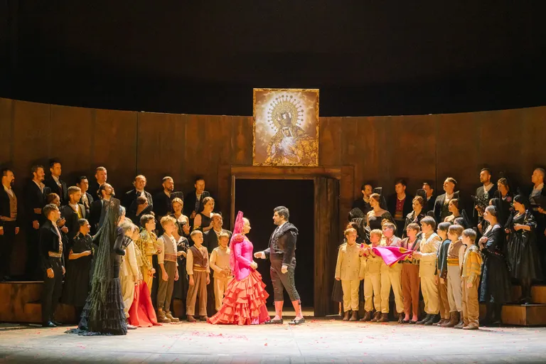 Hoolimata läbivast vägivallast on Bizet’ «Carmen» üdini üldinimlik teos.