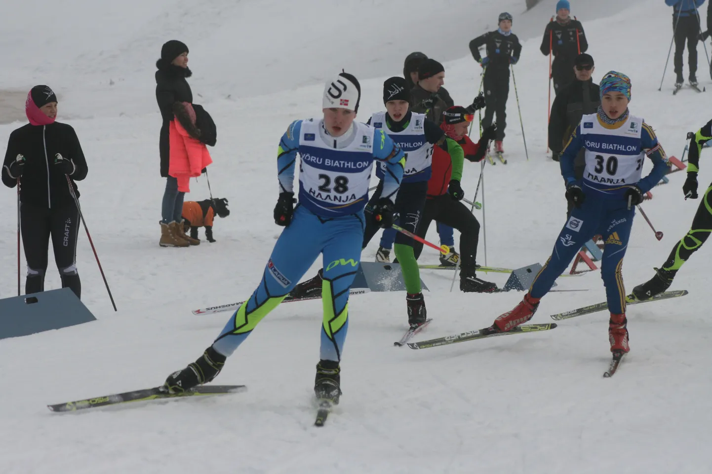 Fotol on nr 28 all sõitev Mark-Markos Kehva ja nr 30 all sõitev Ivar Všivtsev.