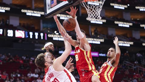 VIDEO ⟩ Porziņģis debitē Atlantas "Hawks" rindās