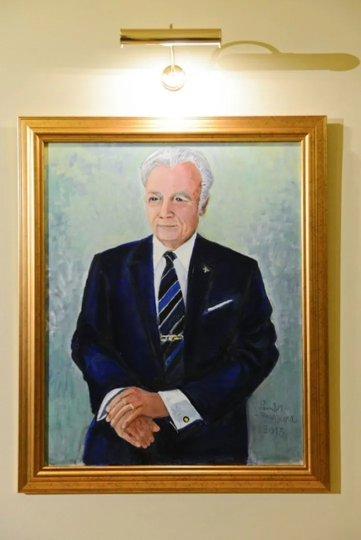 Portrait of Arnold Rüütel was unveiled at the Office of the President