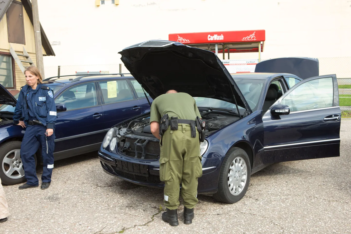 Kasutatud autode müügiplatsidel teevad mitu ametit kontrollreide.