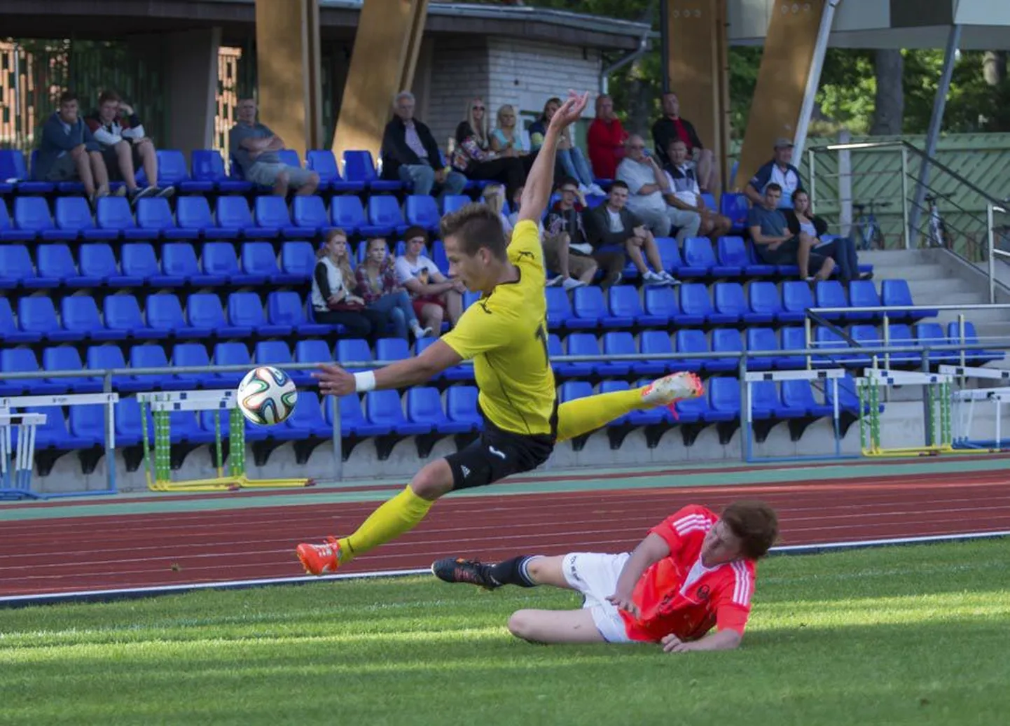 Viljandi Tuleviku võidumängus kolmapäeval koduväljakul lõi viimase värava Tanel Lang.