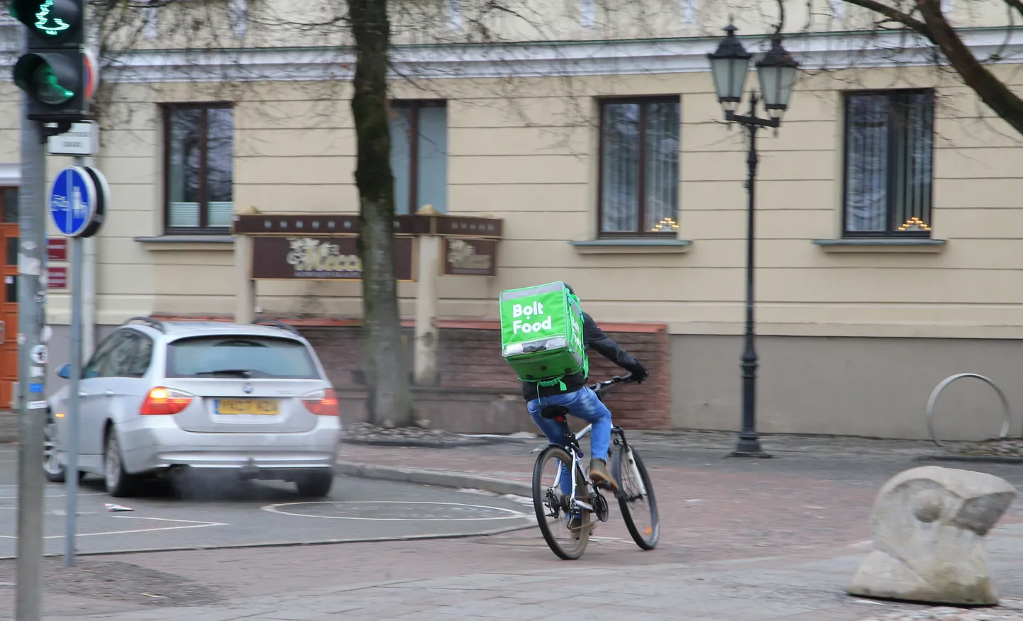 Ettevõtluskontot kasutavad täna peaasjalikult toidukullerid ja sõidujuhid.