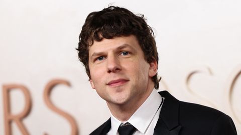 Jesse Eisenberg keeldus naasmast Mark Zuckerbergi rolli filmis «Varjatud võrgustik»