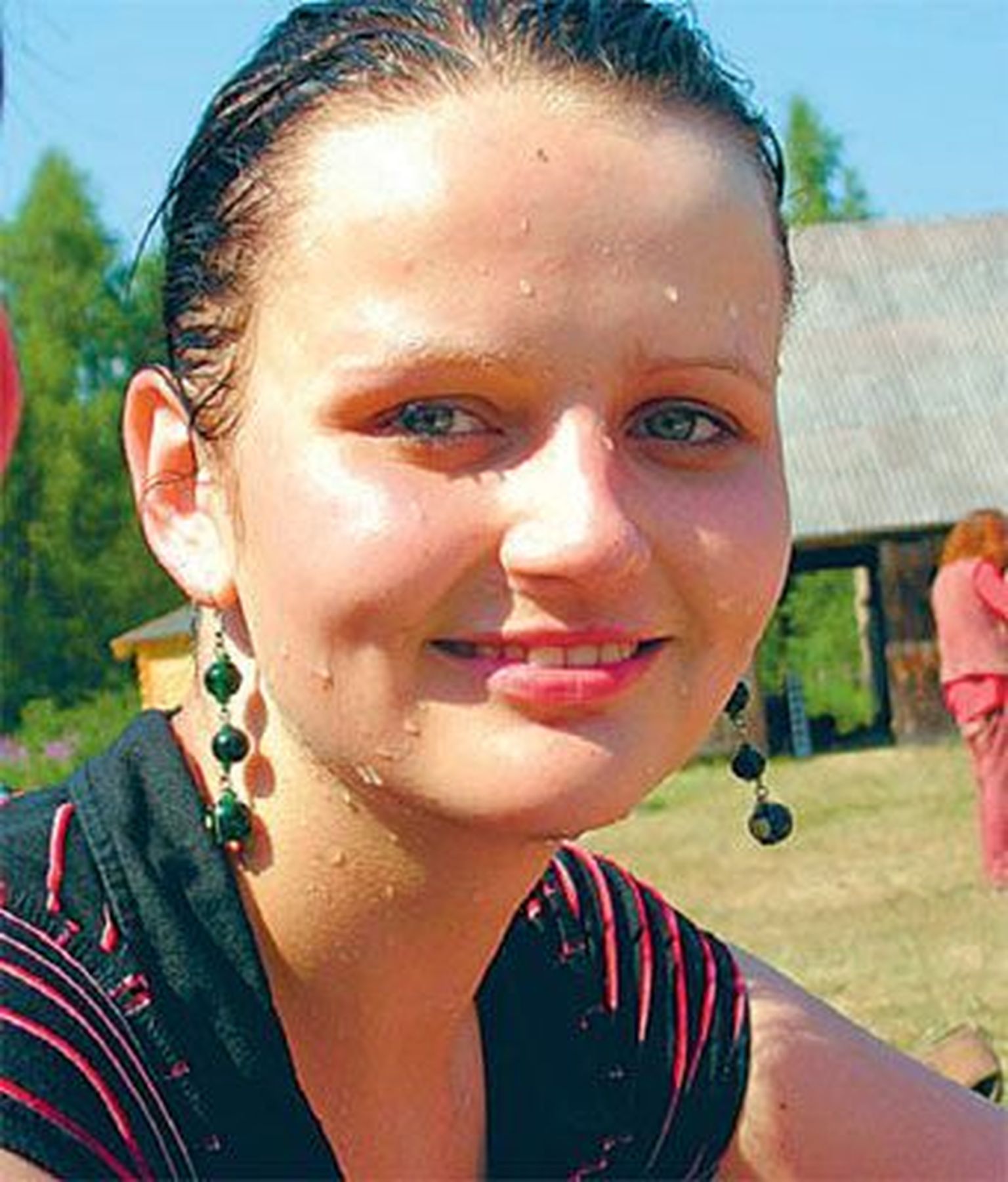 18-aastasel Andra Teedel ilmus äsja esimene luulekogu «Takso Tallinna taevas»