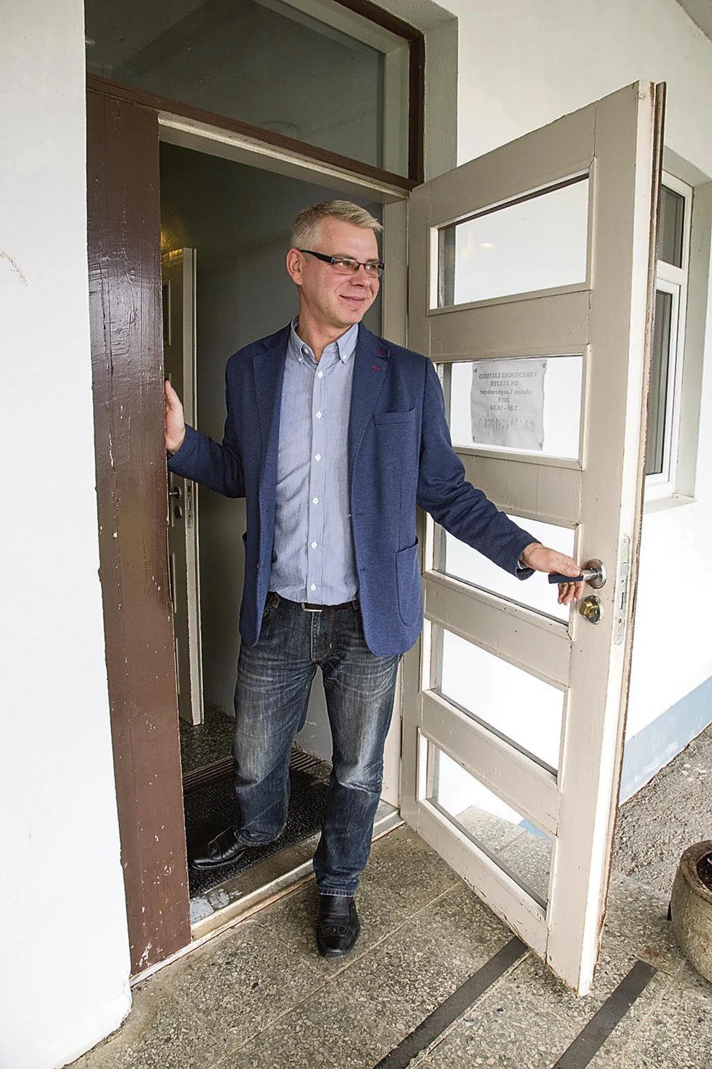 Petitsiooniga ei saa valla esindajat umbusaldada, kuid abivallavanem Tarvi Tasane leiab, et sellega on tekitatud talle mainekahju ja seatud tema usaldusväärsus ja töö kahtluse alla.