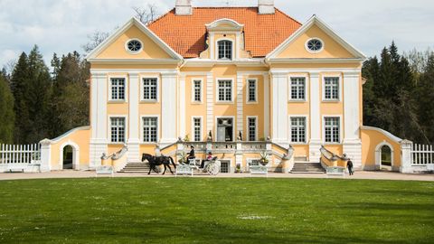 Peeter Hussar kõneleb jahipidamisest mõisas ja looduse märkidest
