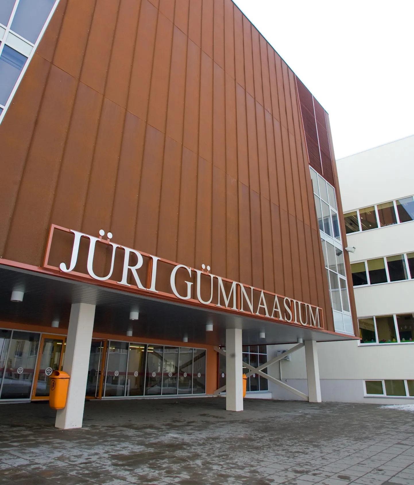 Jüri Gümnaasium.